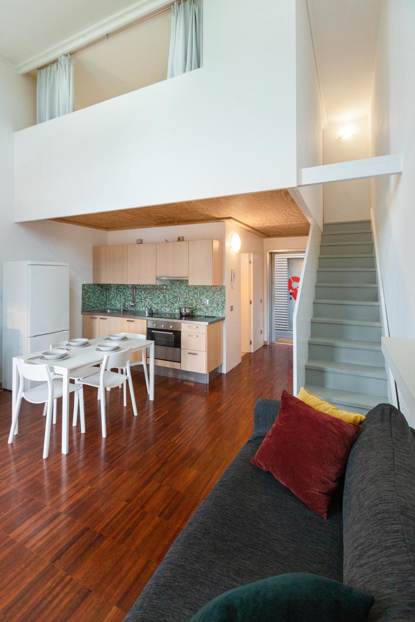 Appartamento White And Brown Exclusive Loft With Terrace - Free Parking - M2 Station Milano Esterno foto